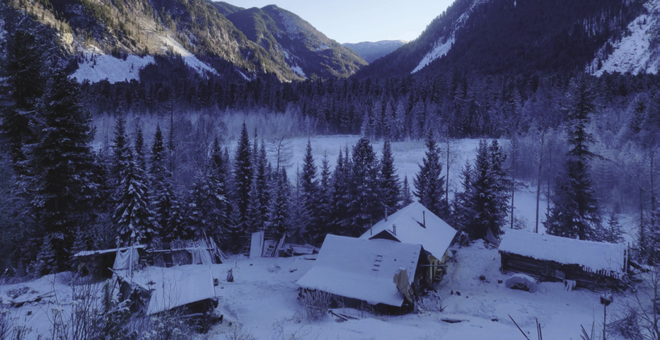 Mountains, snow, hut.