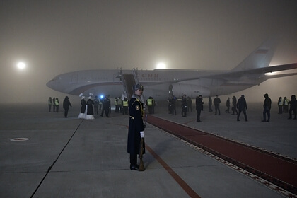 Putin's plane in fog