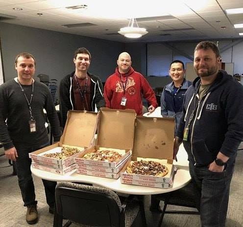 Air traffic controllers with Russian pizza