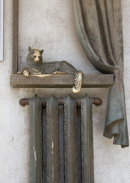 memorial to radiator