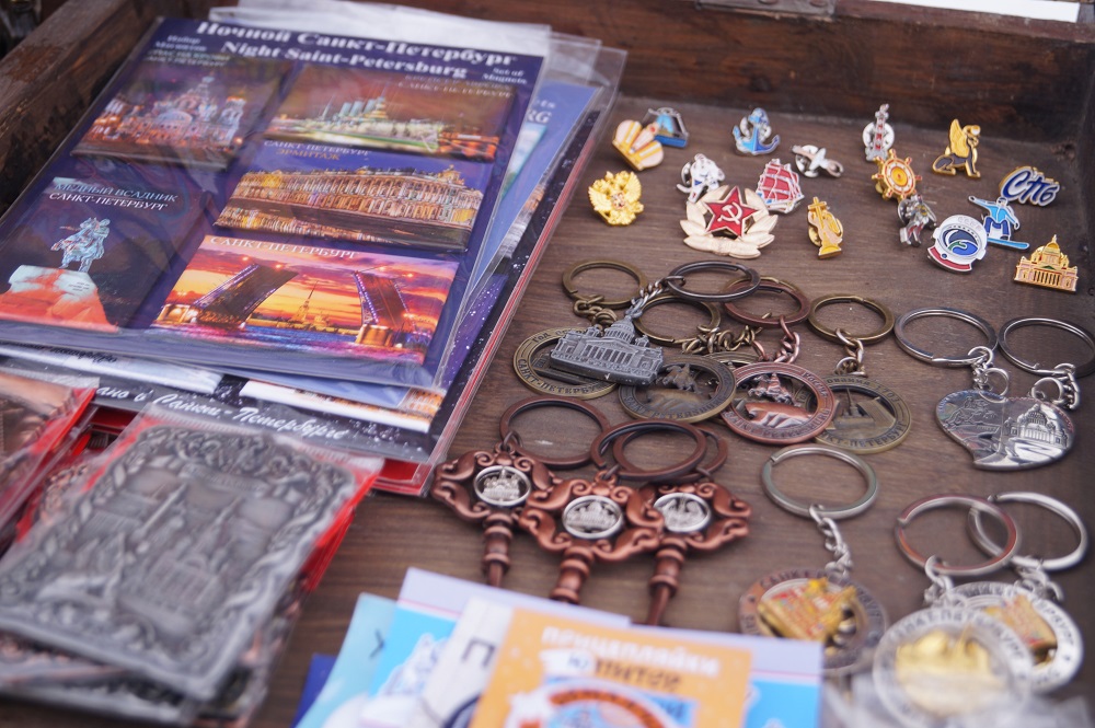 More items sold onthe street