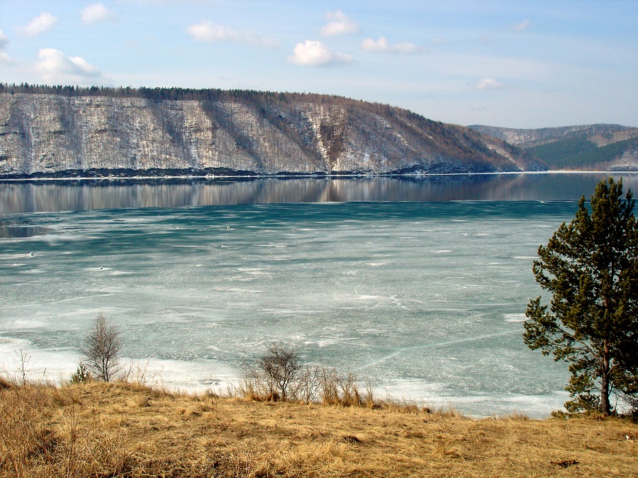 lake baikal ice