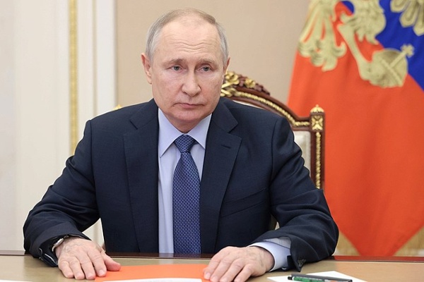 Putin's Popularity Perpetuates