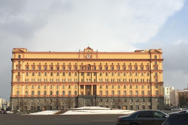 A Memory Battle for Lubyanka Square