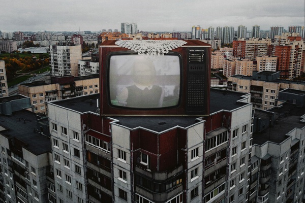 War or Escape: How Russian TV Split in 2025