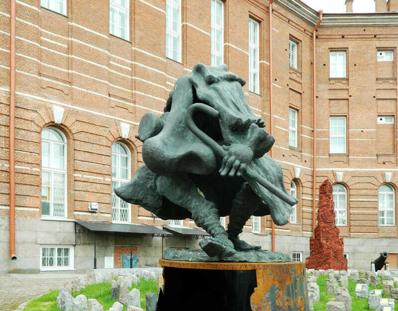 Russian History in 13 Unusual Memorials