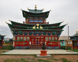 Buddhists Build Military Temple