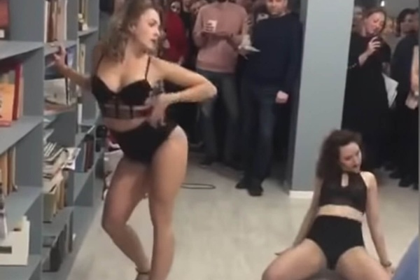 An ode to men, the opposite of old cat ladies